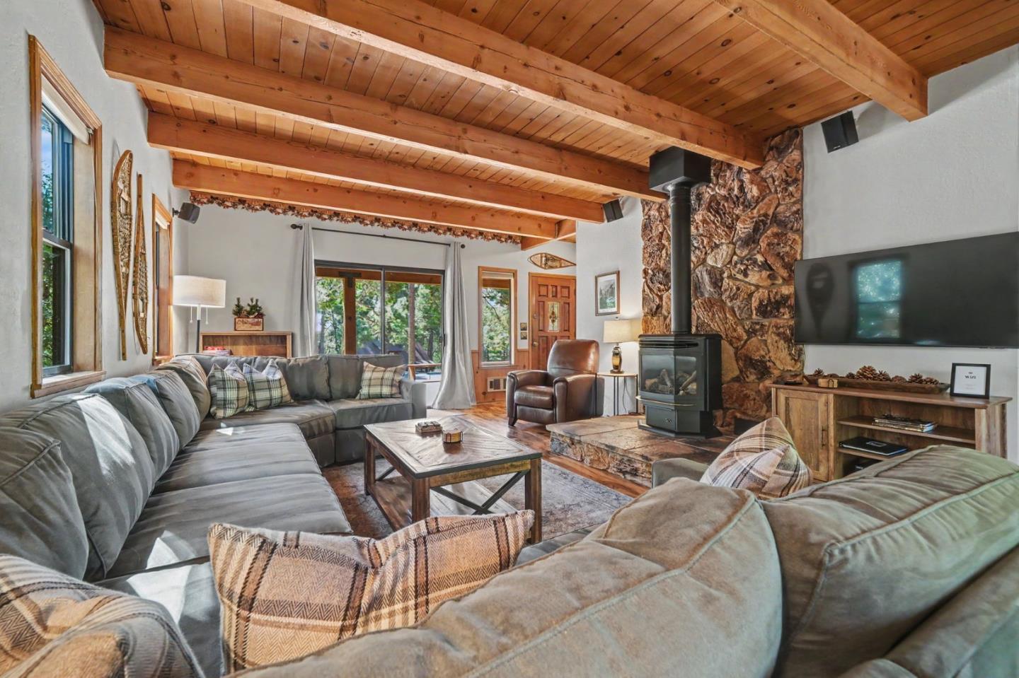 2350 Chaparral DR