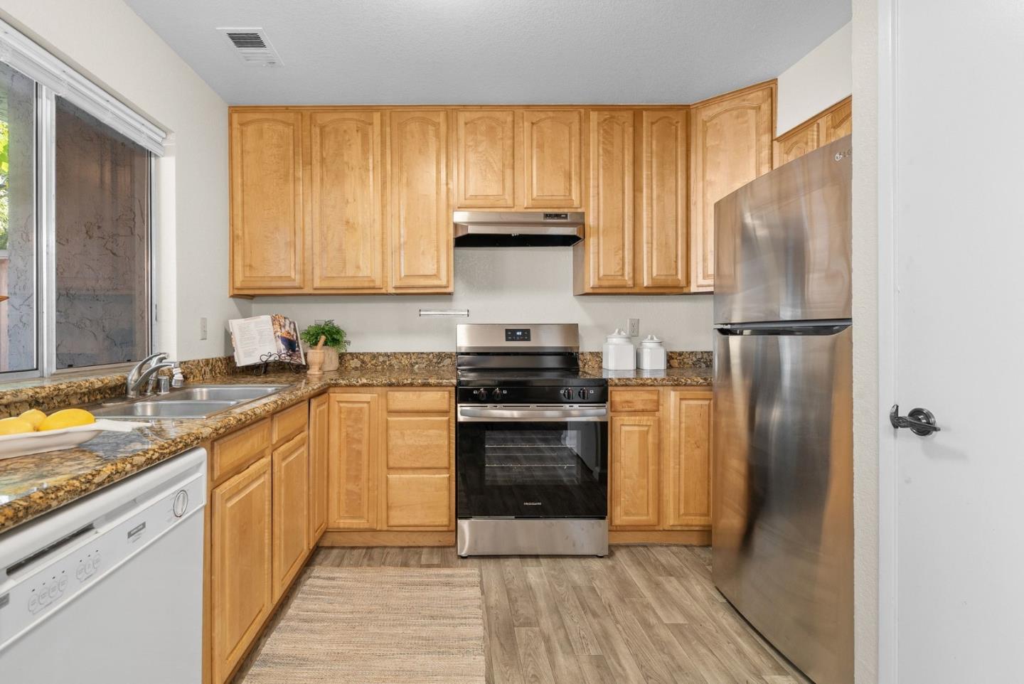 406 Sailfish DR