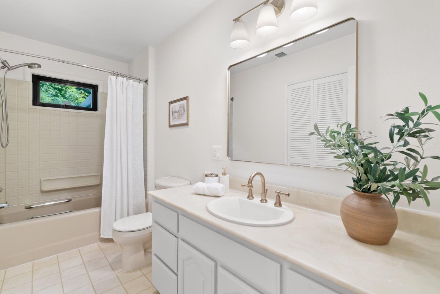 745 Granite Ridge DR
