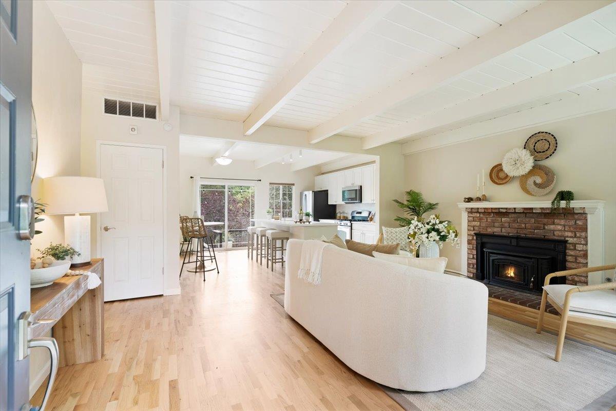 853 Old San Jose RD
