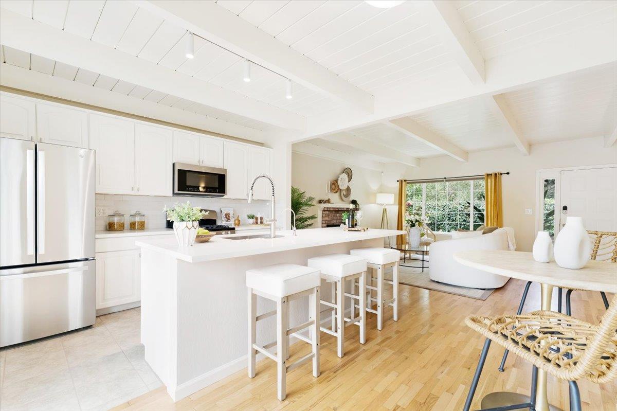 853 Old San Jose RD