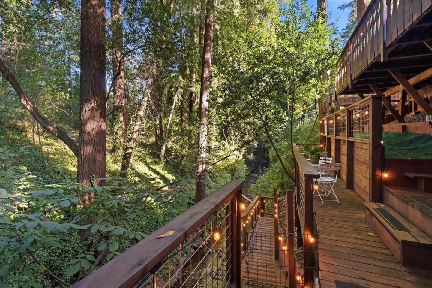 339 Fall Creek DR