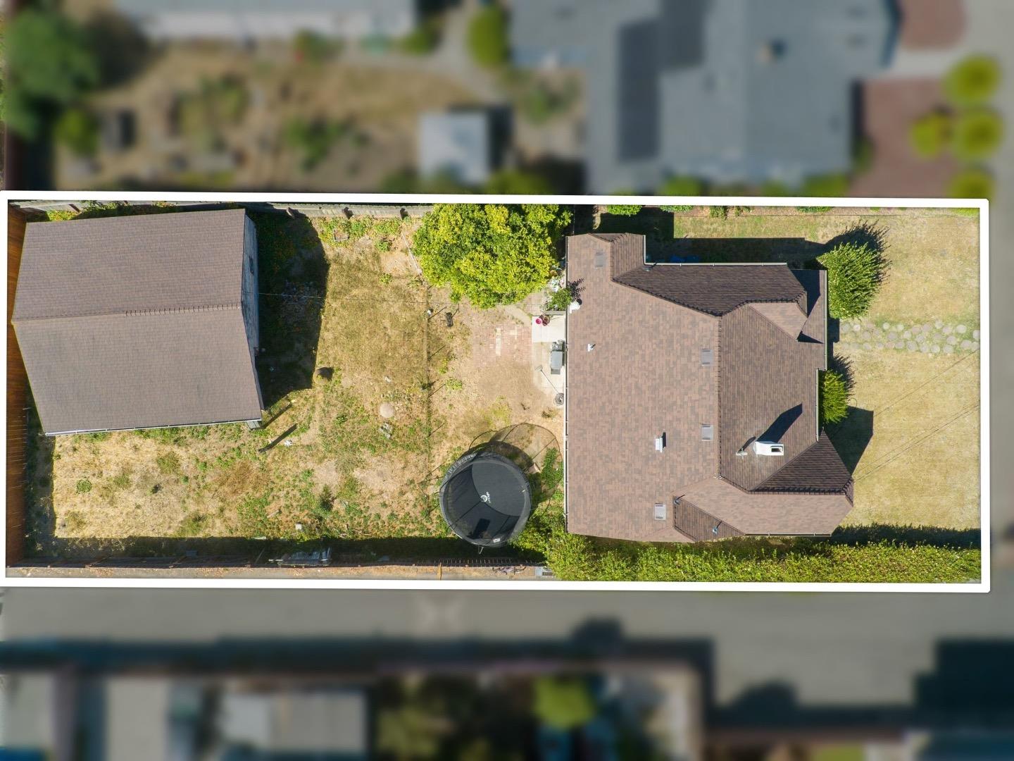 638 Orchard ST