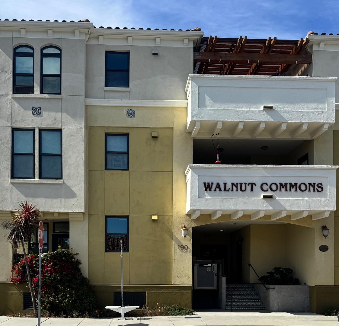 190 Walnut Ave 204