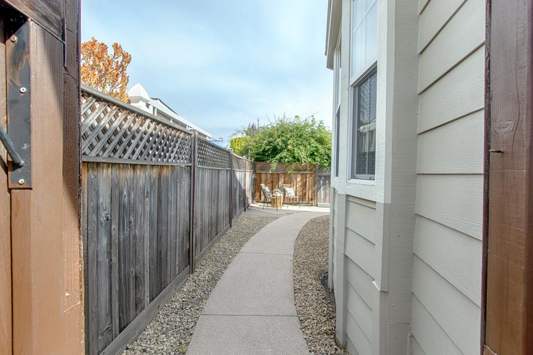 225 Mount Hermon RD 23