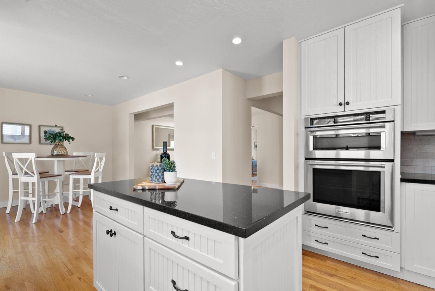 152 Frederick ST
