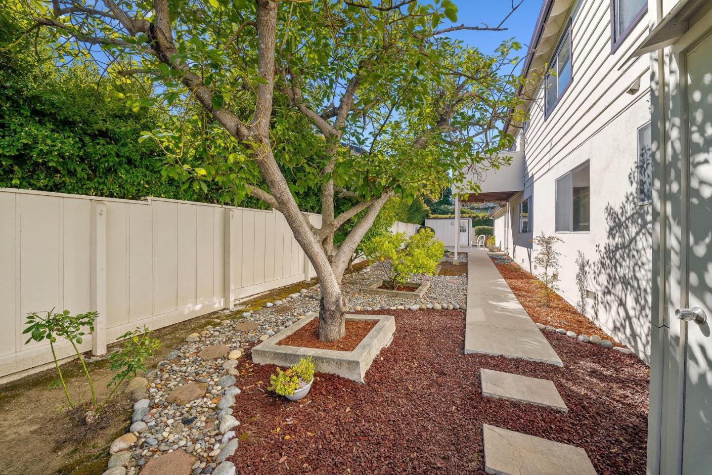 623 High ST