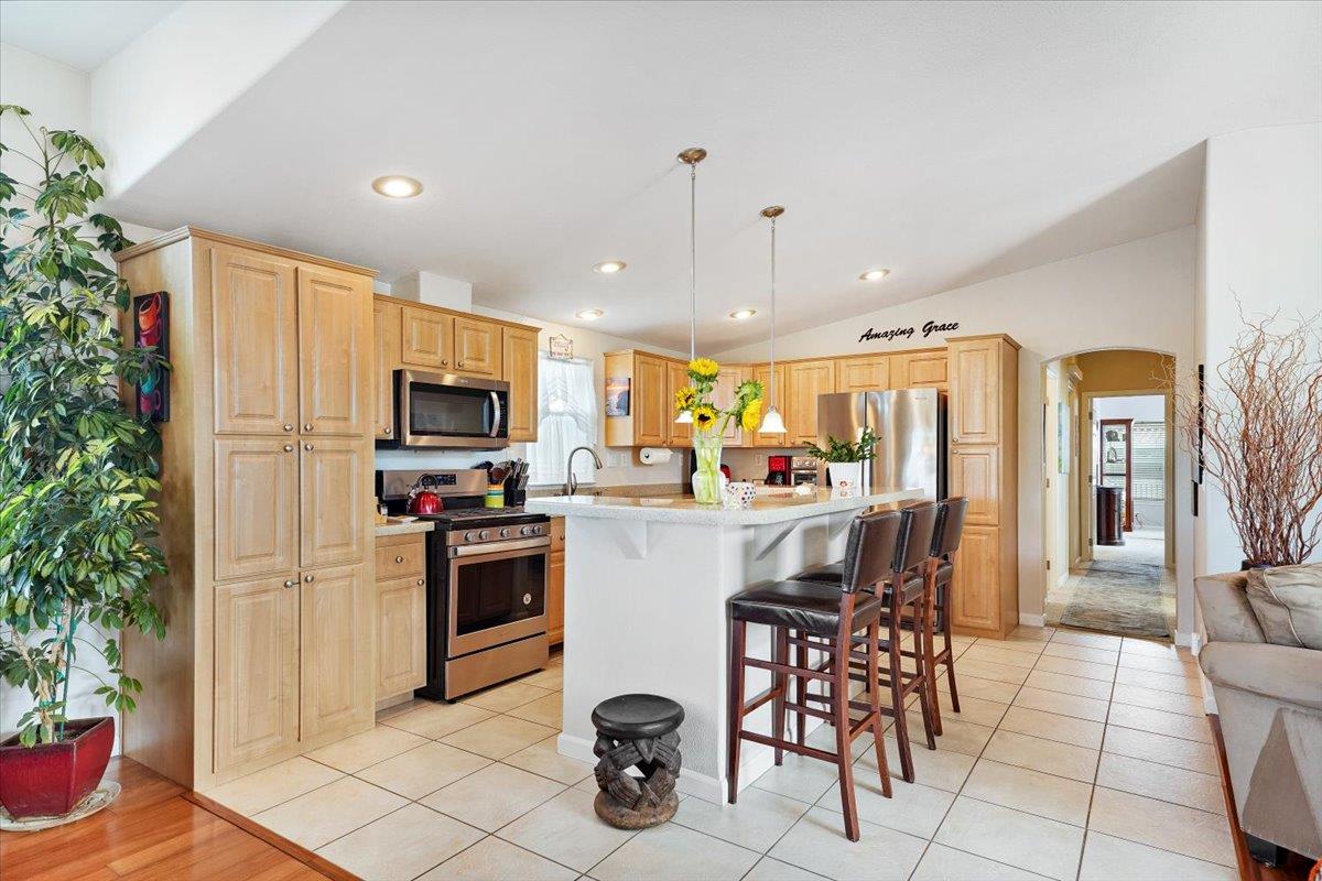 2395 Delaware AVE 1