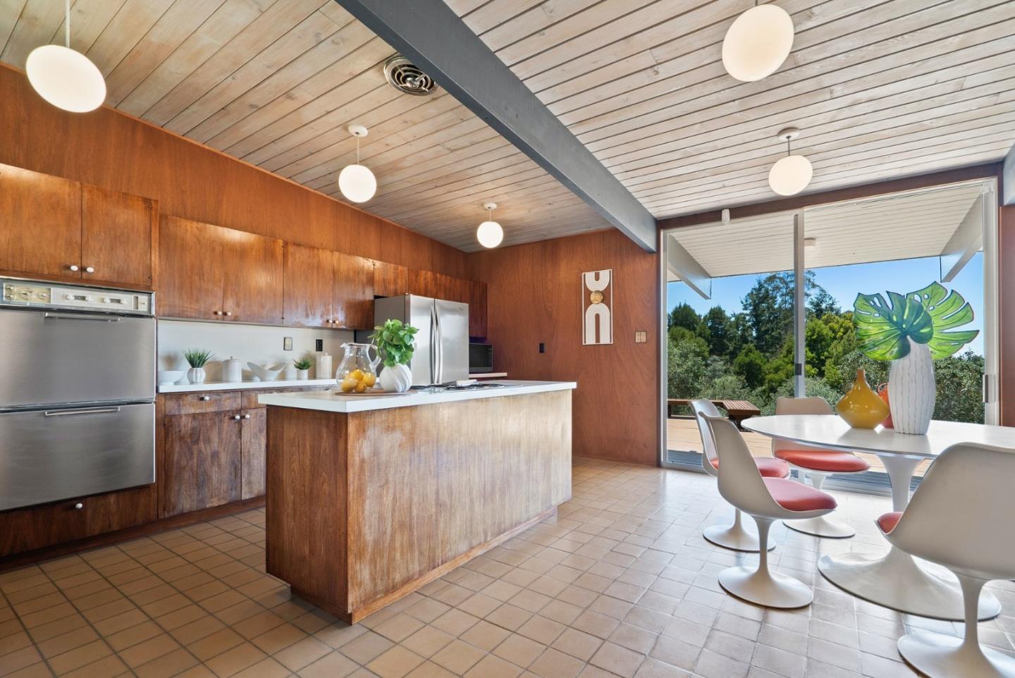 81 Pasatiempo DR