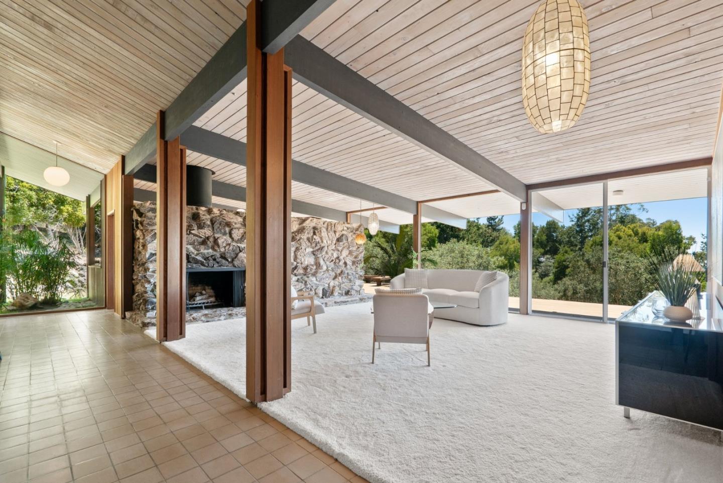 81 Pasatiempo DR