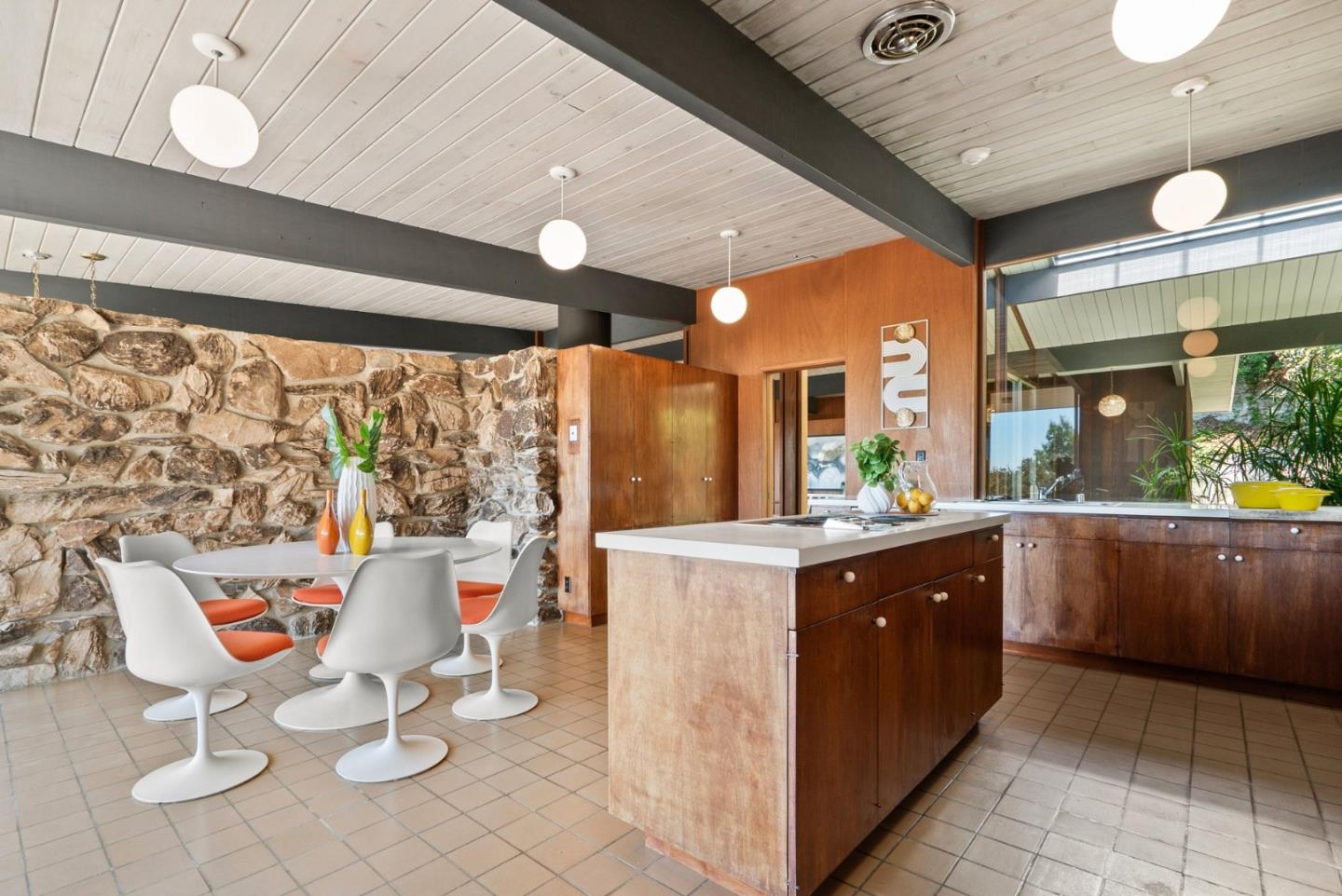 81 Pasatiempo DR