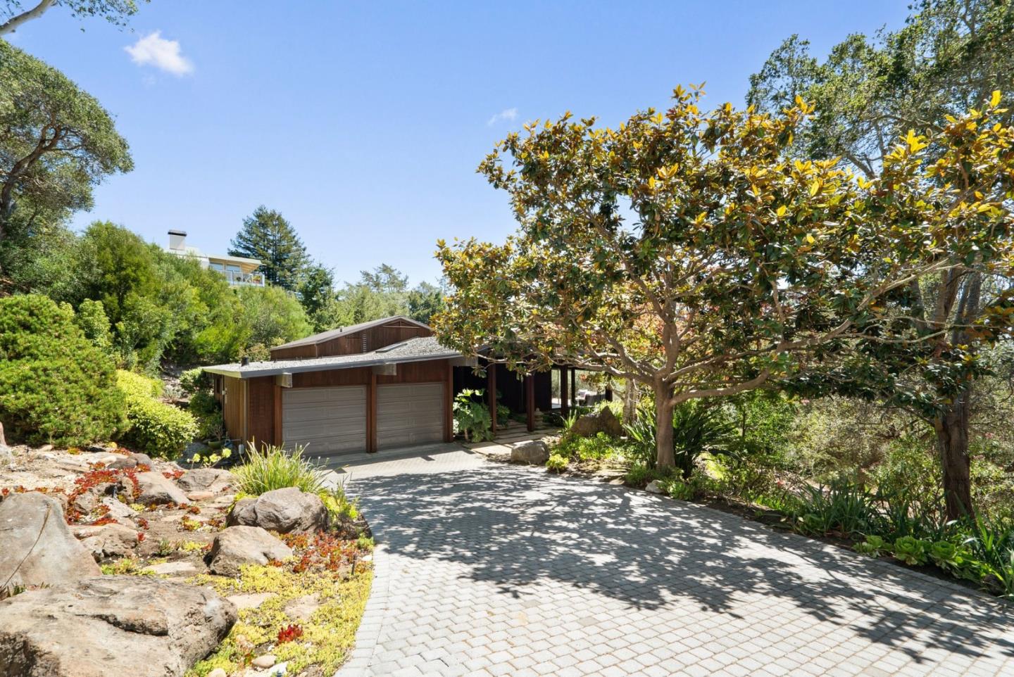 81 Pasatiempo DR
