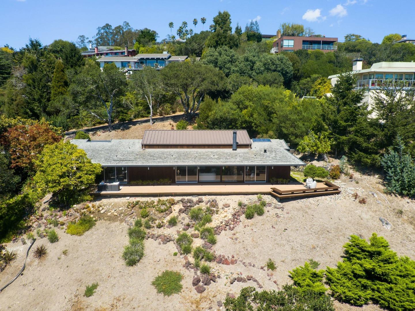 81 Pasatiempo DR