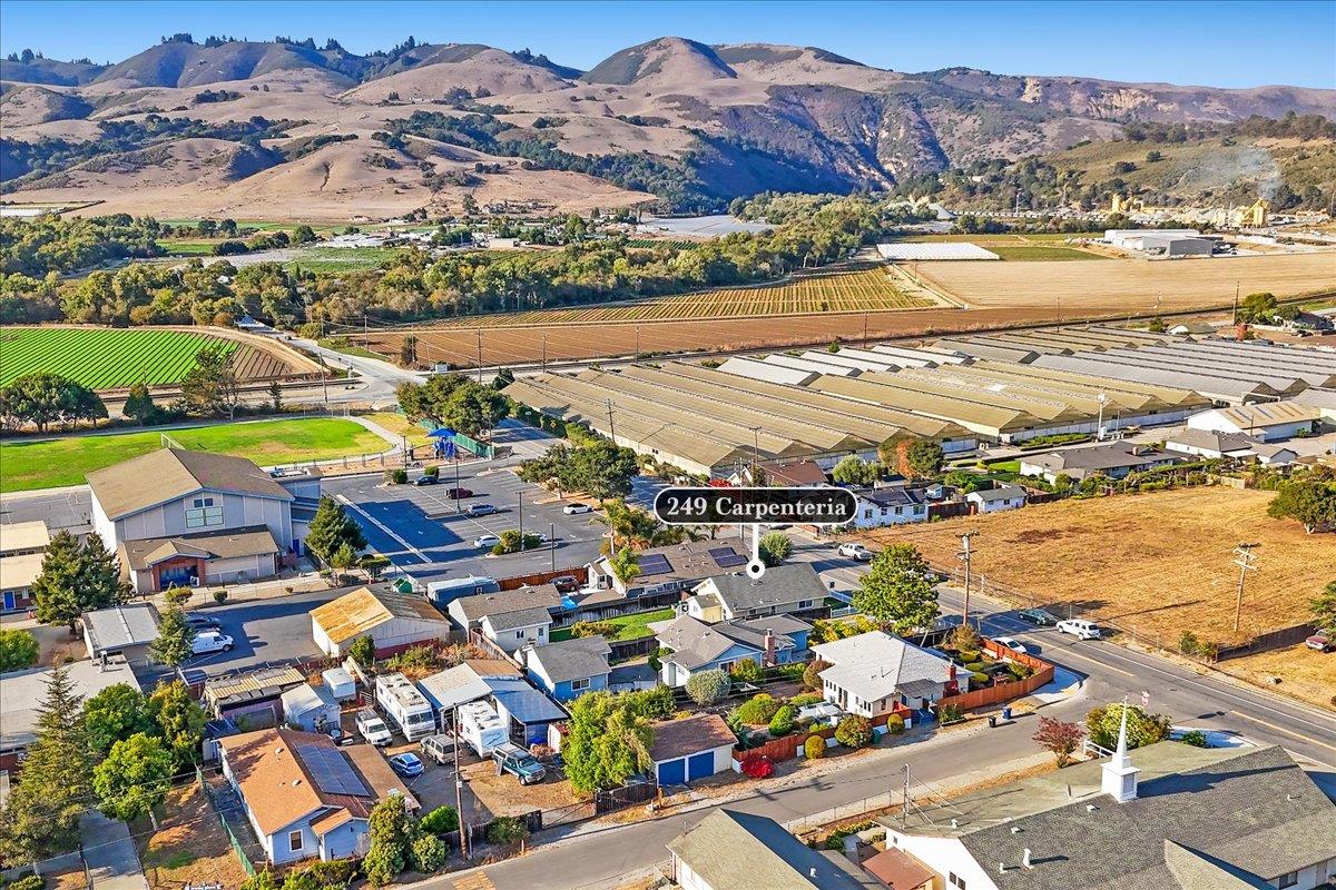 249 Carpenteria RD