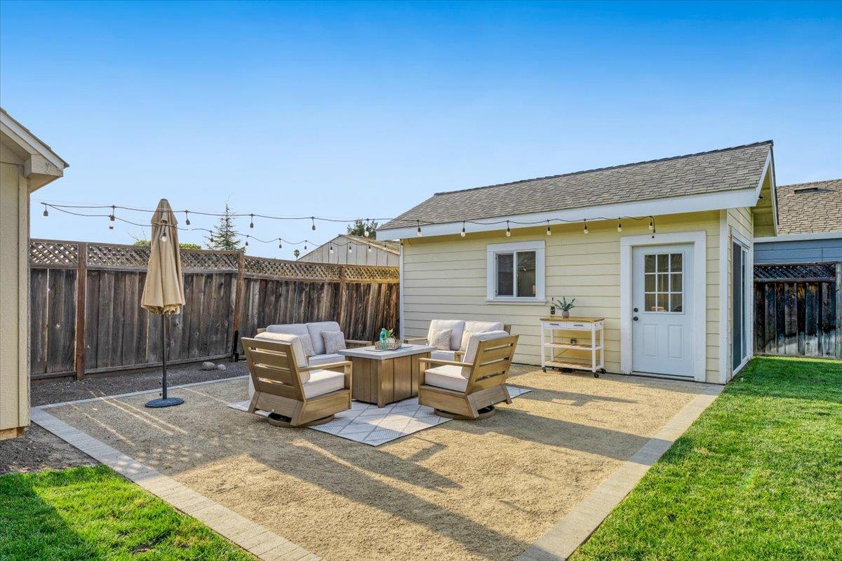 249 Carpenteria RD