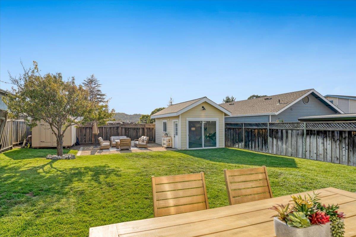 249 Carpenteria RD