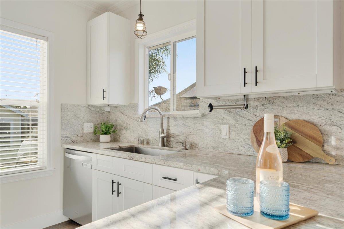 249 Carpenteria RD