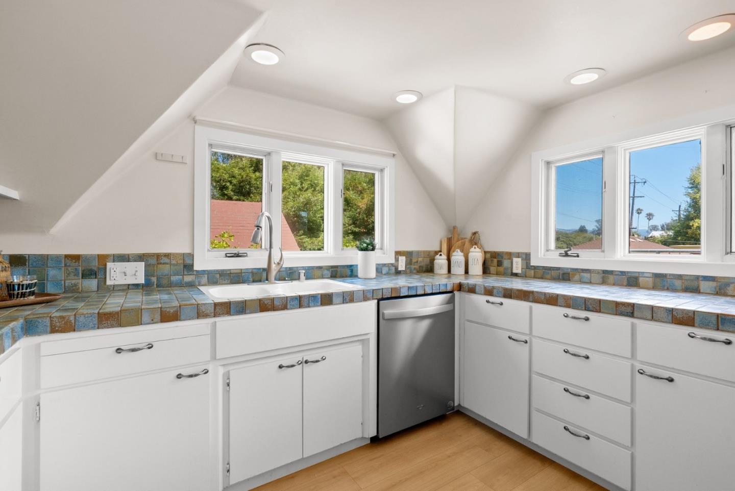 230 Alhambra AVE