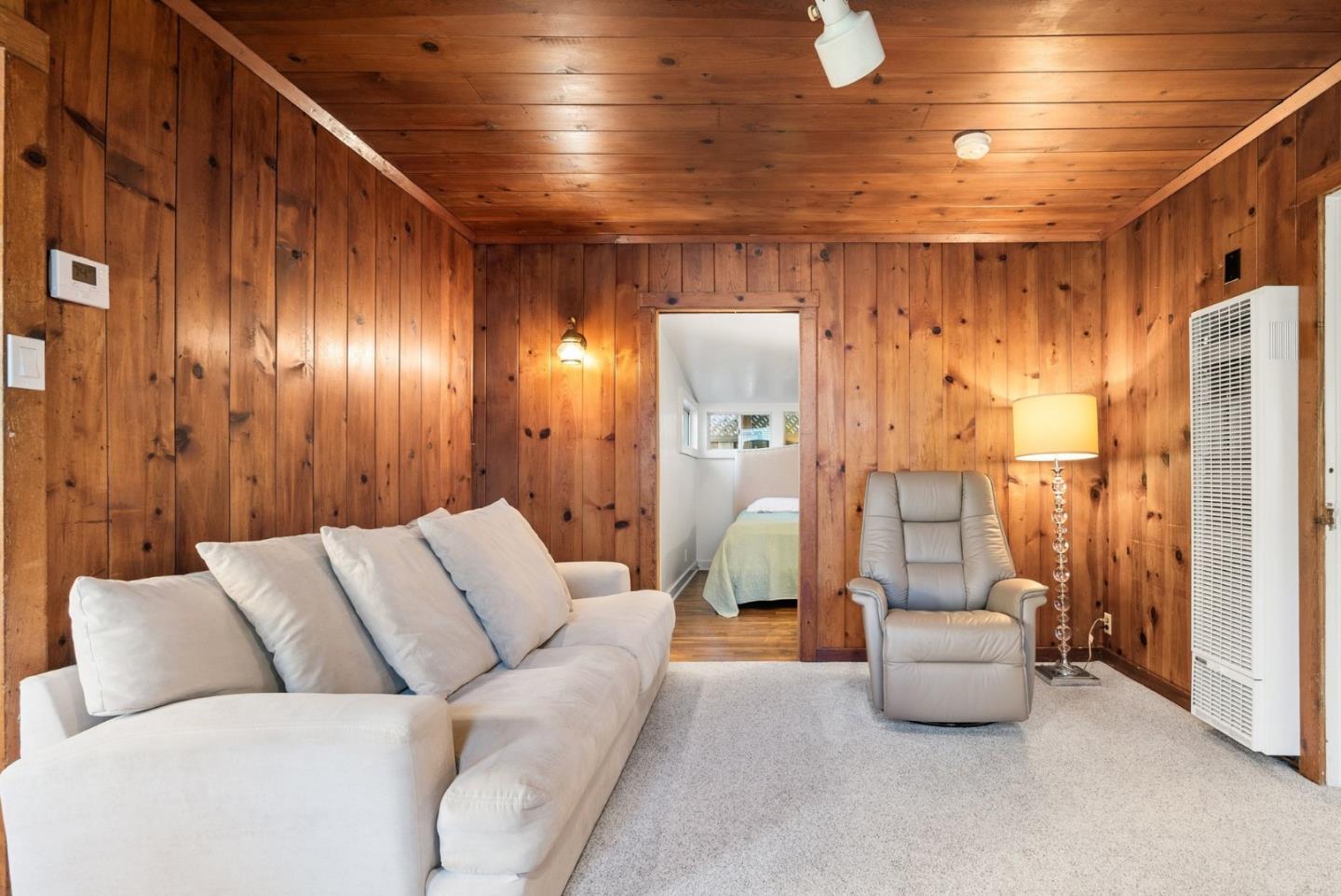 516 AVE