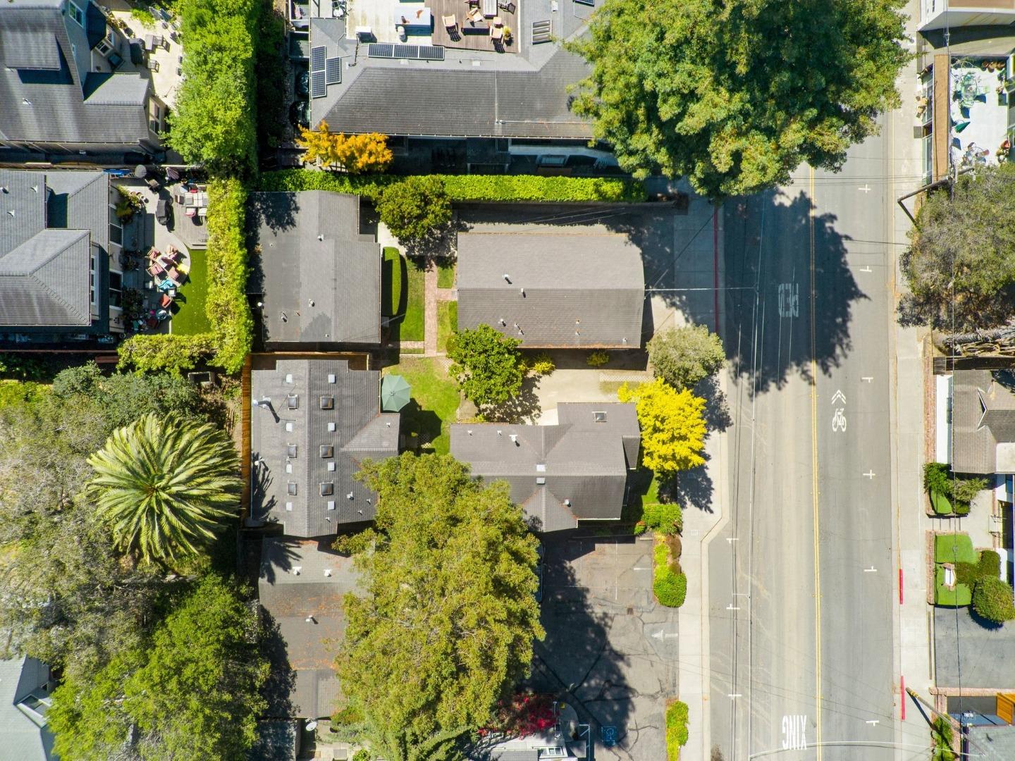 518 AVE