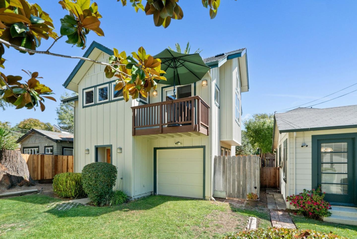 518 AVE