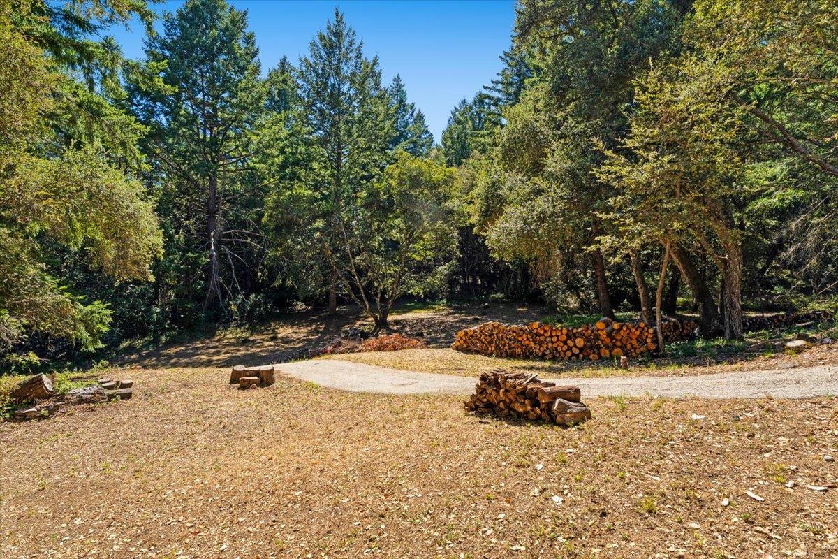 188 Kelly LN