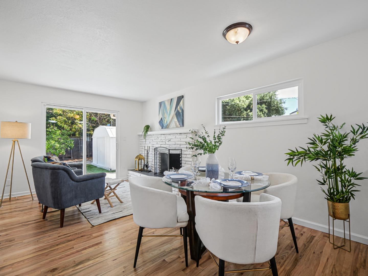 4868 Kingston WAY