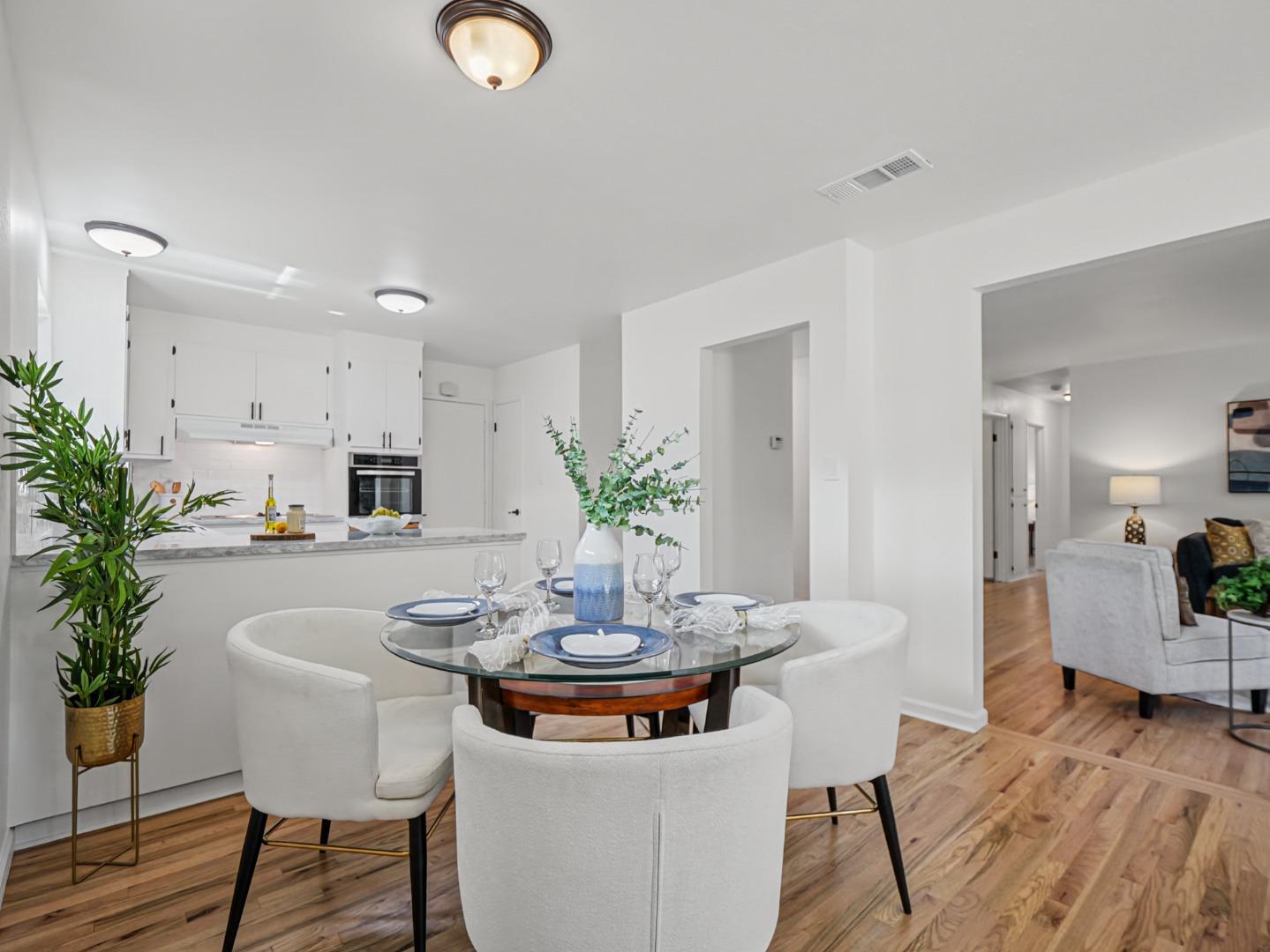 4868 Kingston WAY