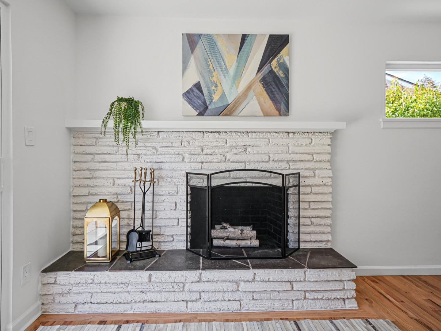 4868 Kingston WAY