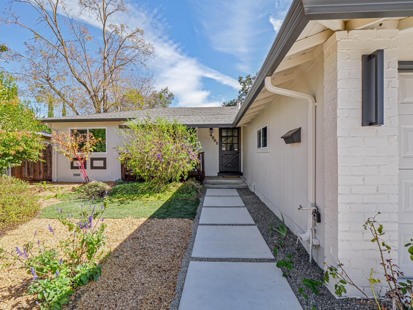 4868 Kingston WAY