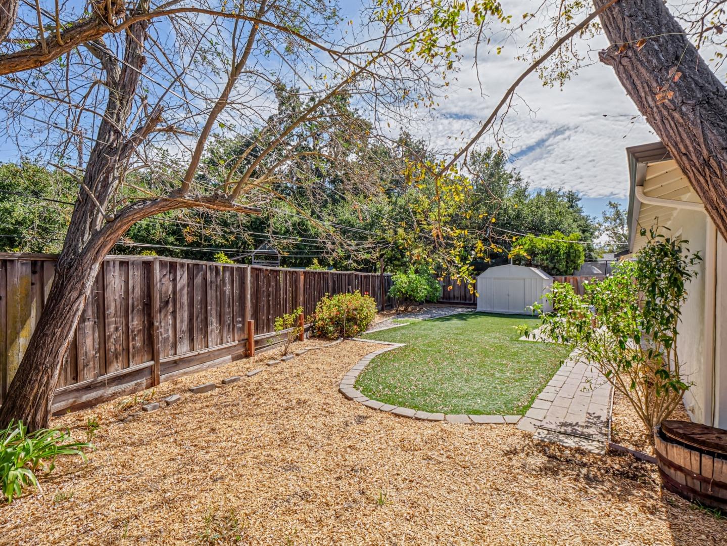 4868 Kingston WAY