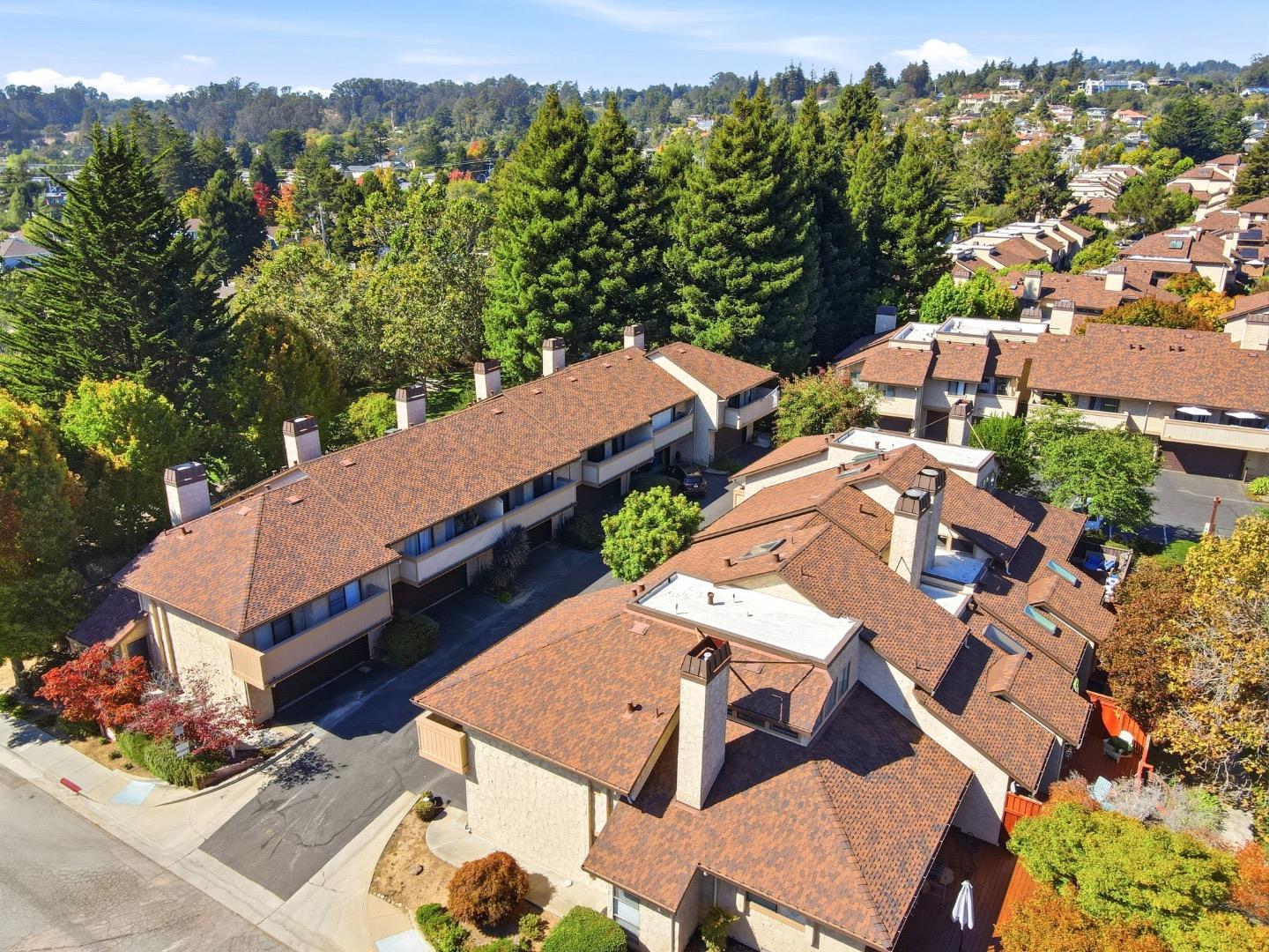 2907 Crocker