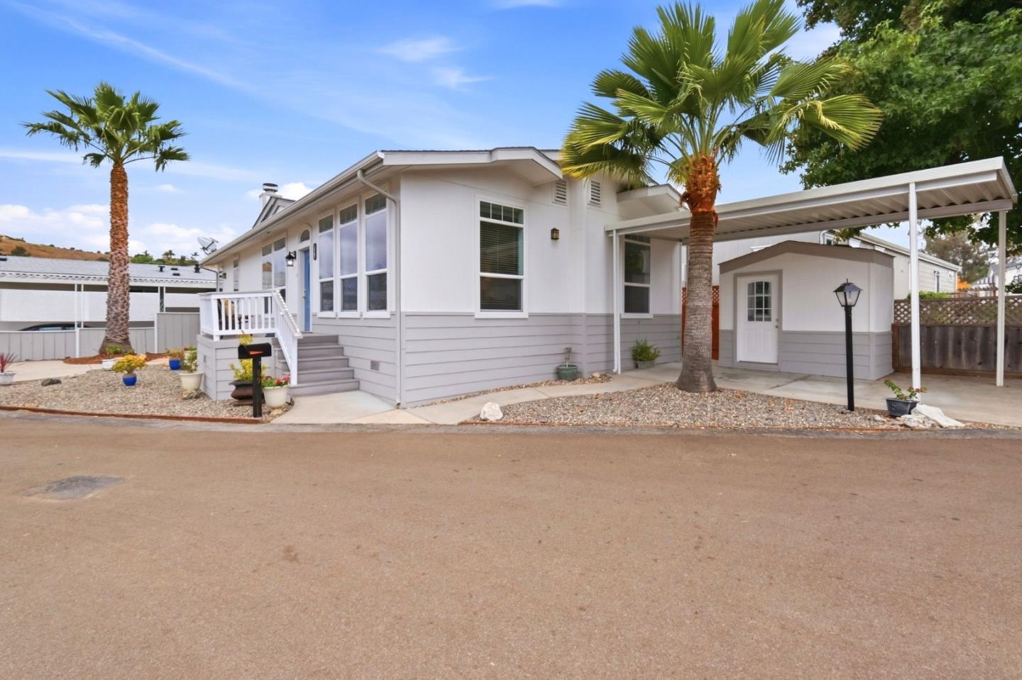 100 N Rodeo Gulch RD 69