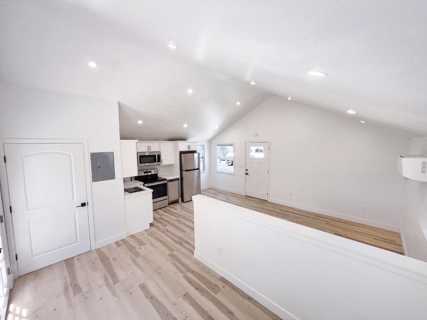 402 Bernal ST