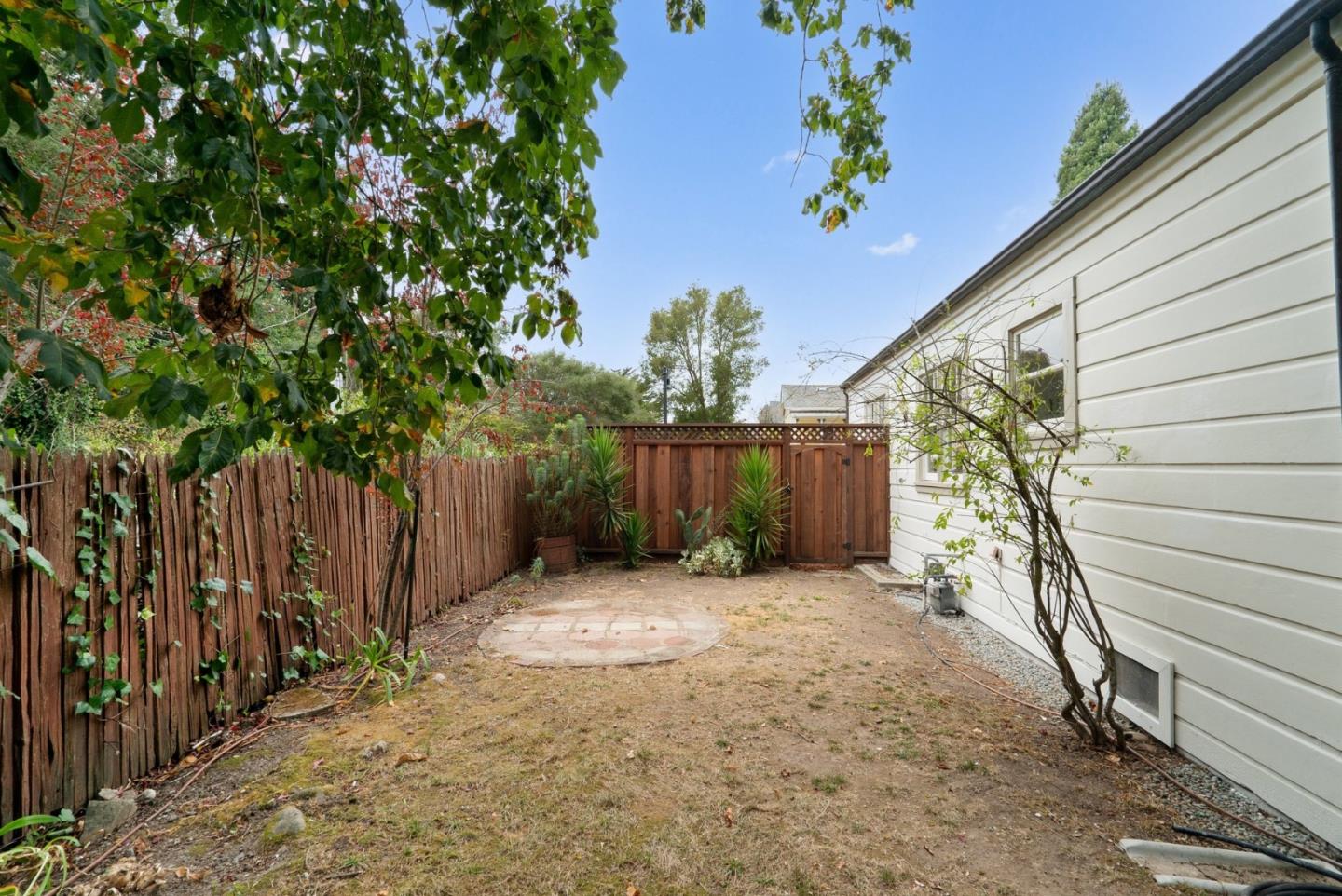 402 Bernal ST