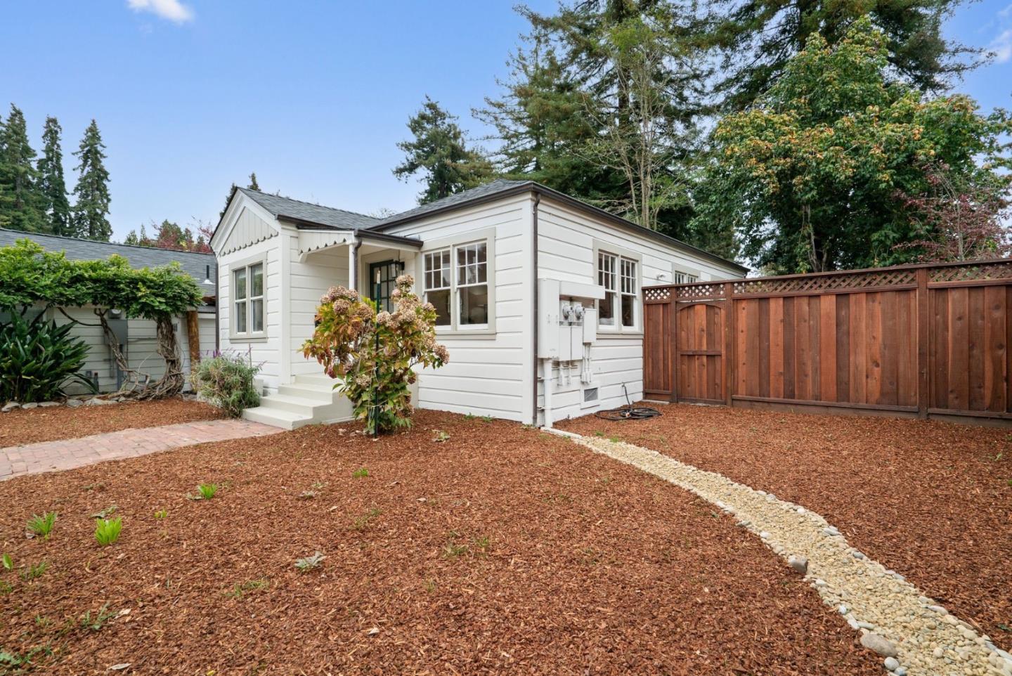 402 Bernal ST