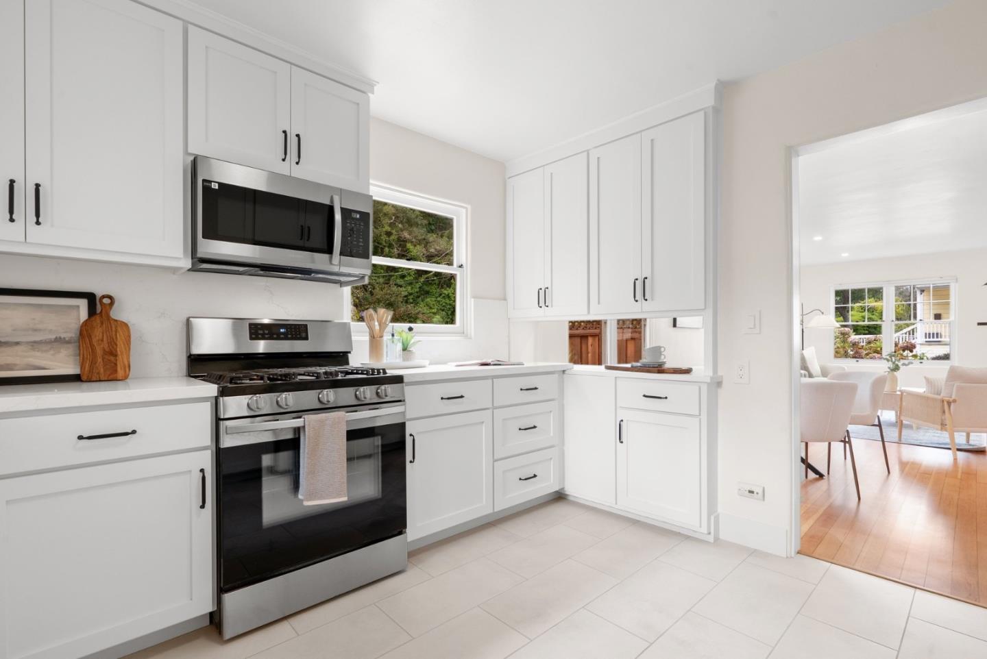 402 Bernal ST