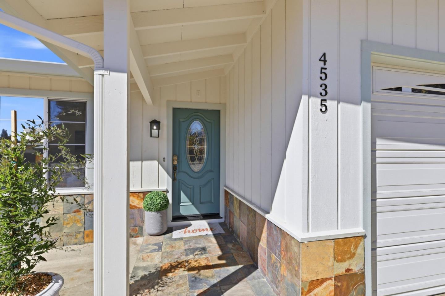 4535 Portola DR