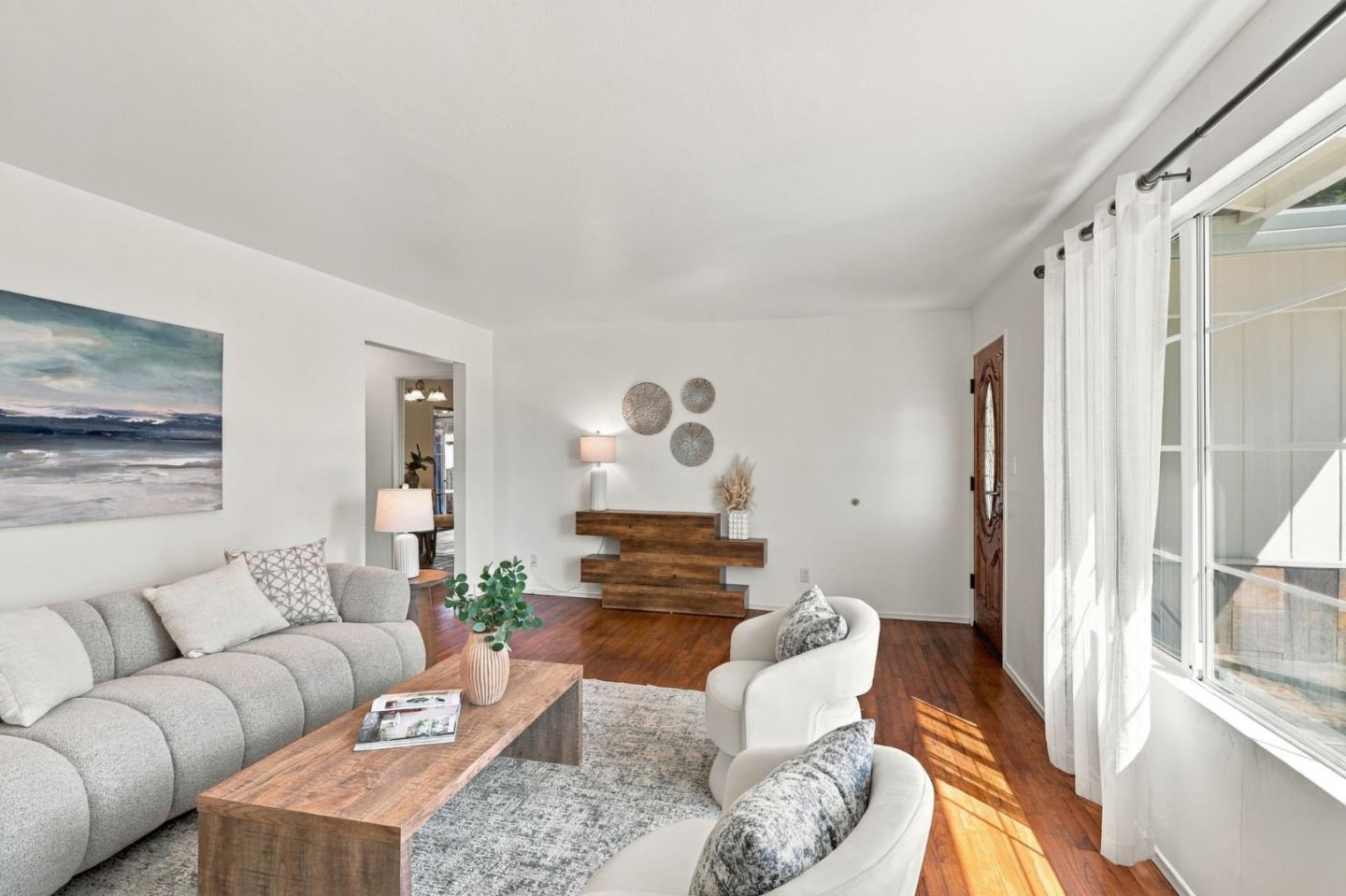 4535 Portola DR