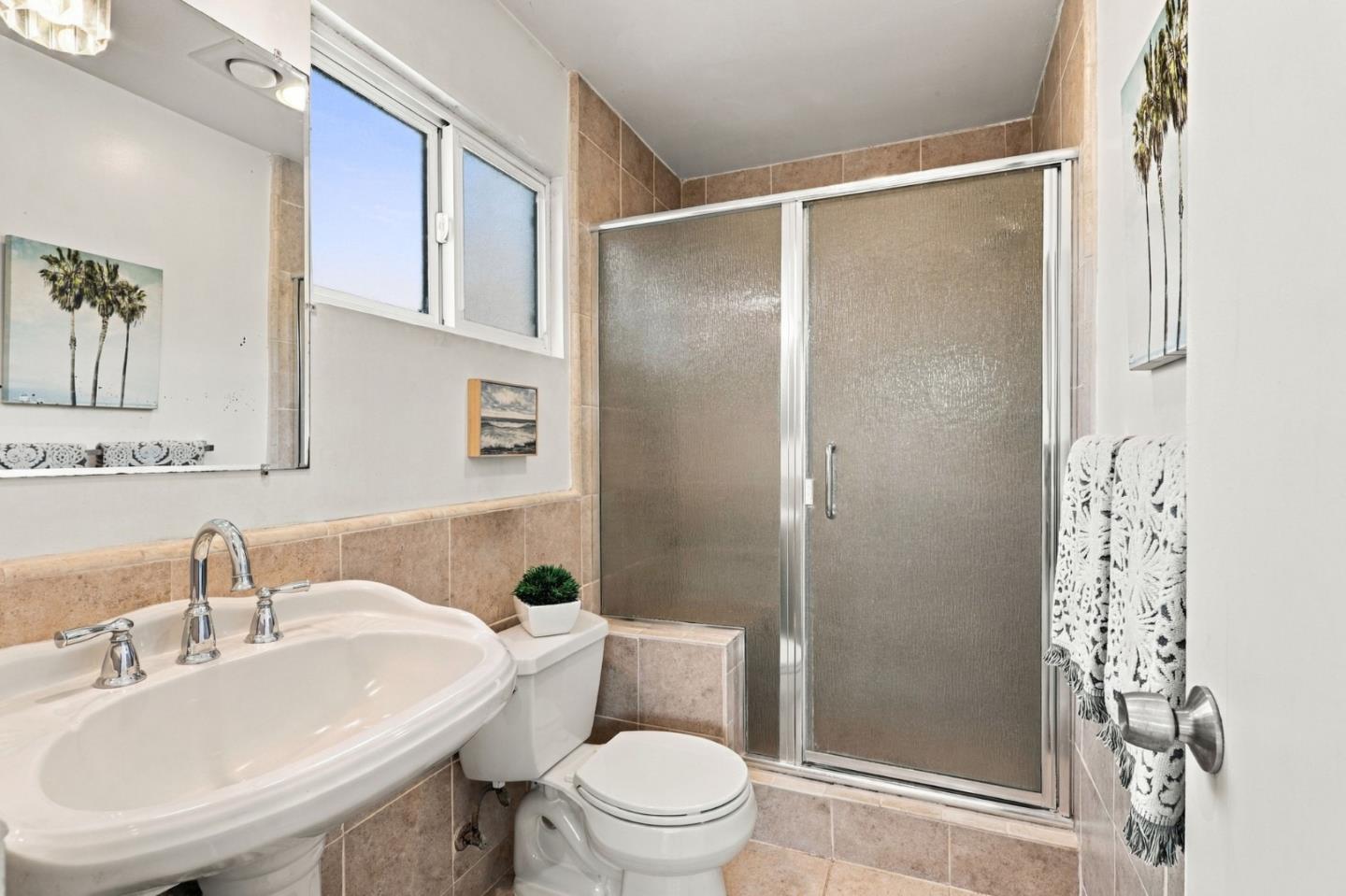 4535 Portola DR