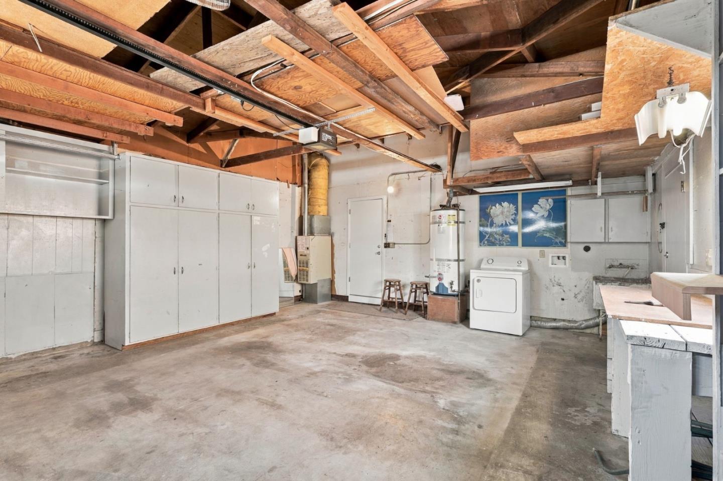 4535 Portola DR