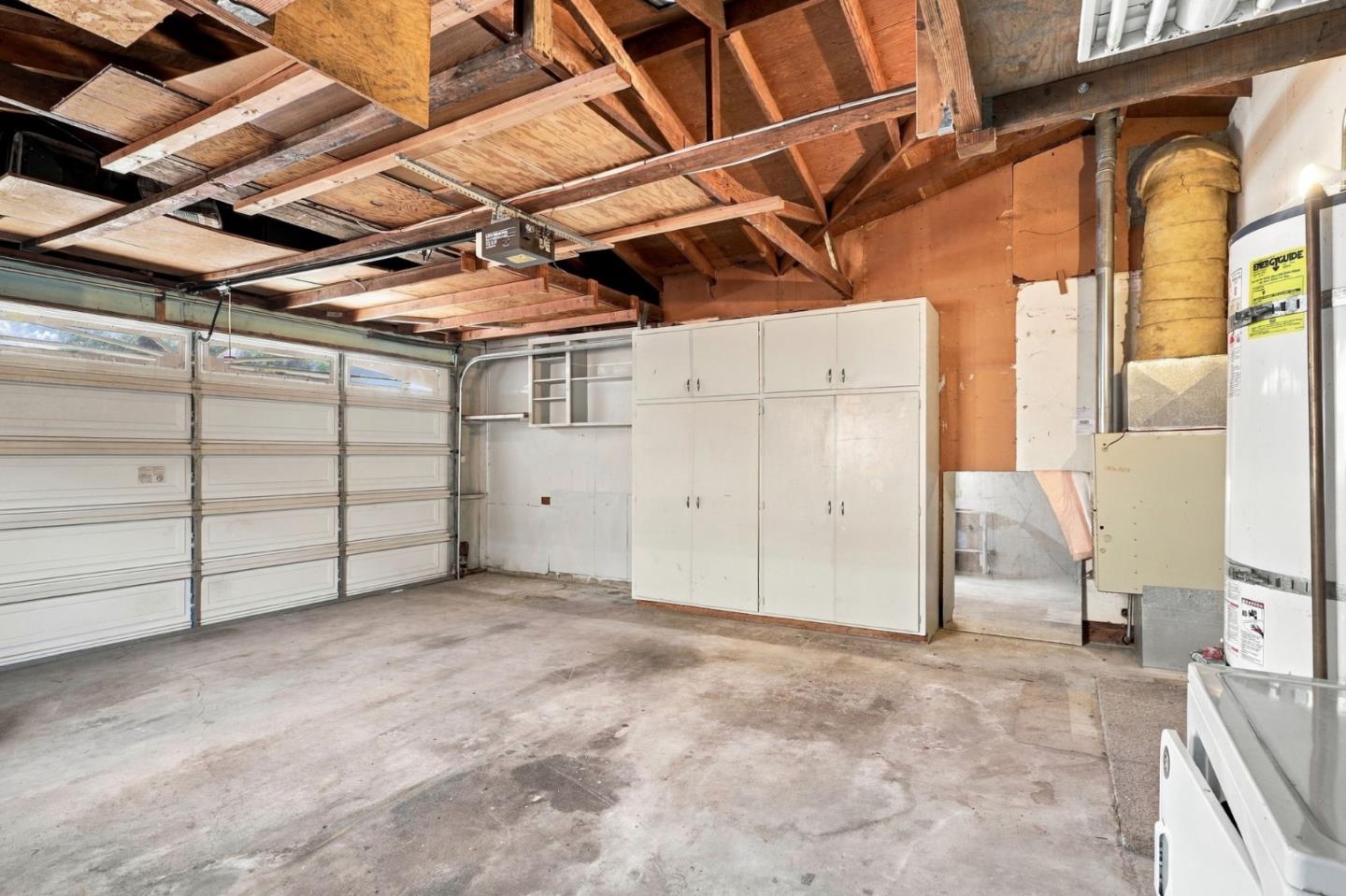 4535 Portola DR