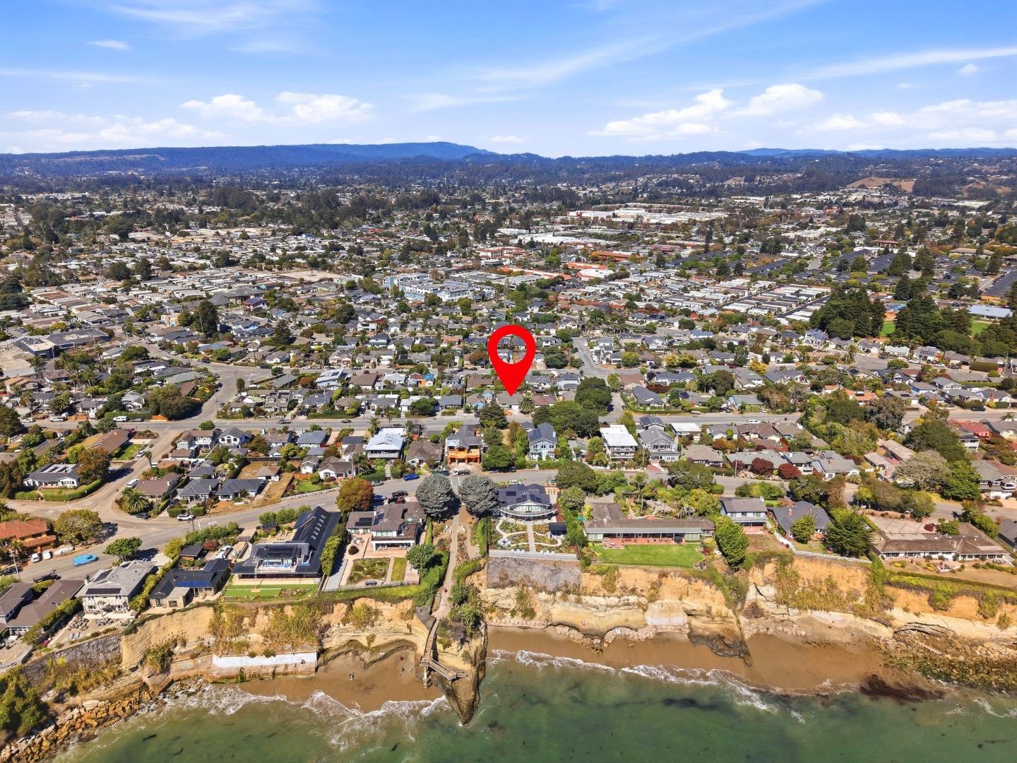 4535 Portola DR