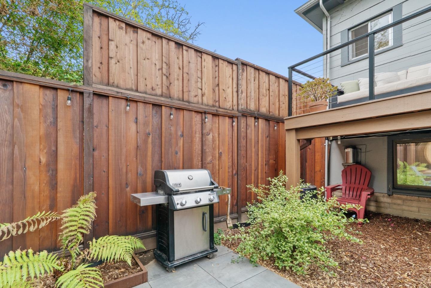 212 Cedar ST
