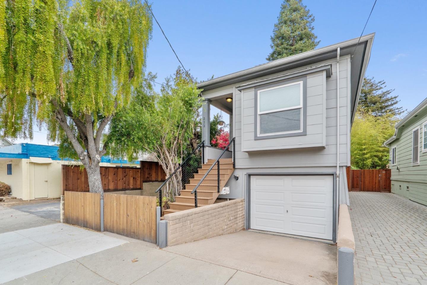 212 Cedar ST