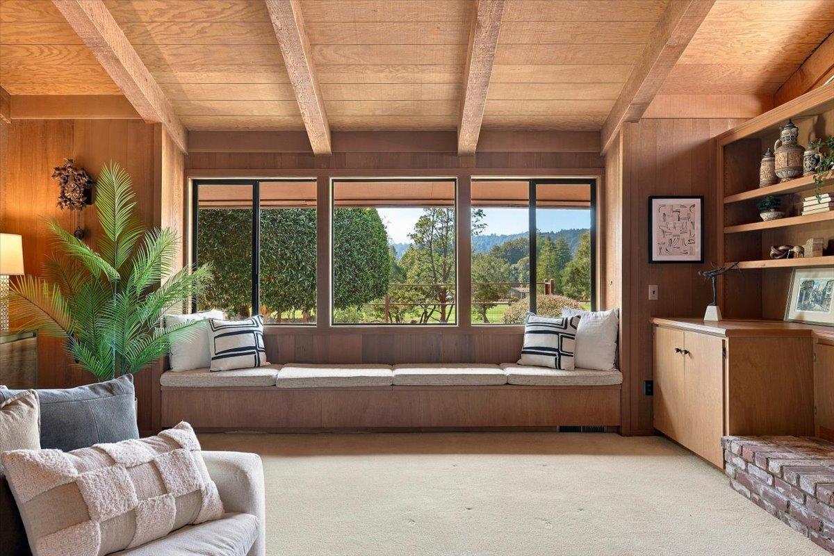 103 Pasatiempo Drive