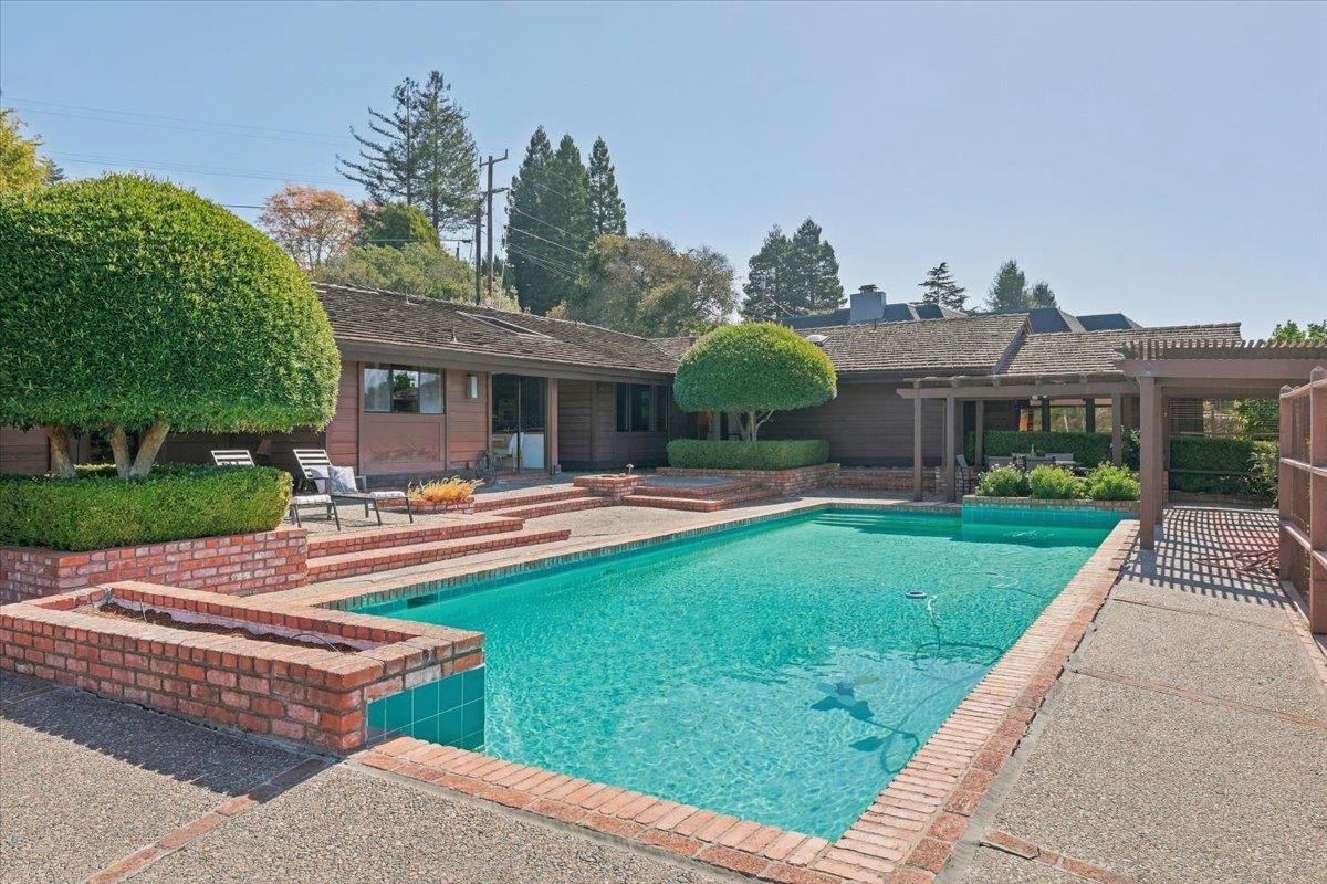 103 Pasatiempo Drive