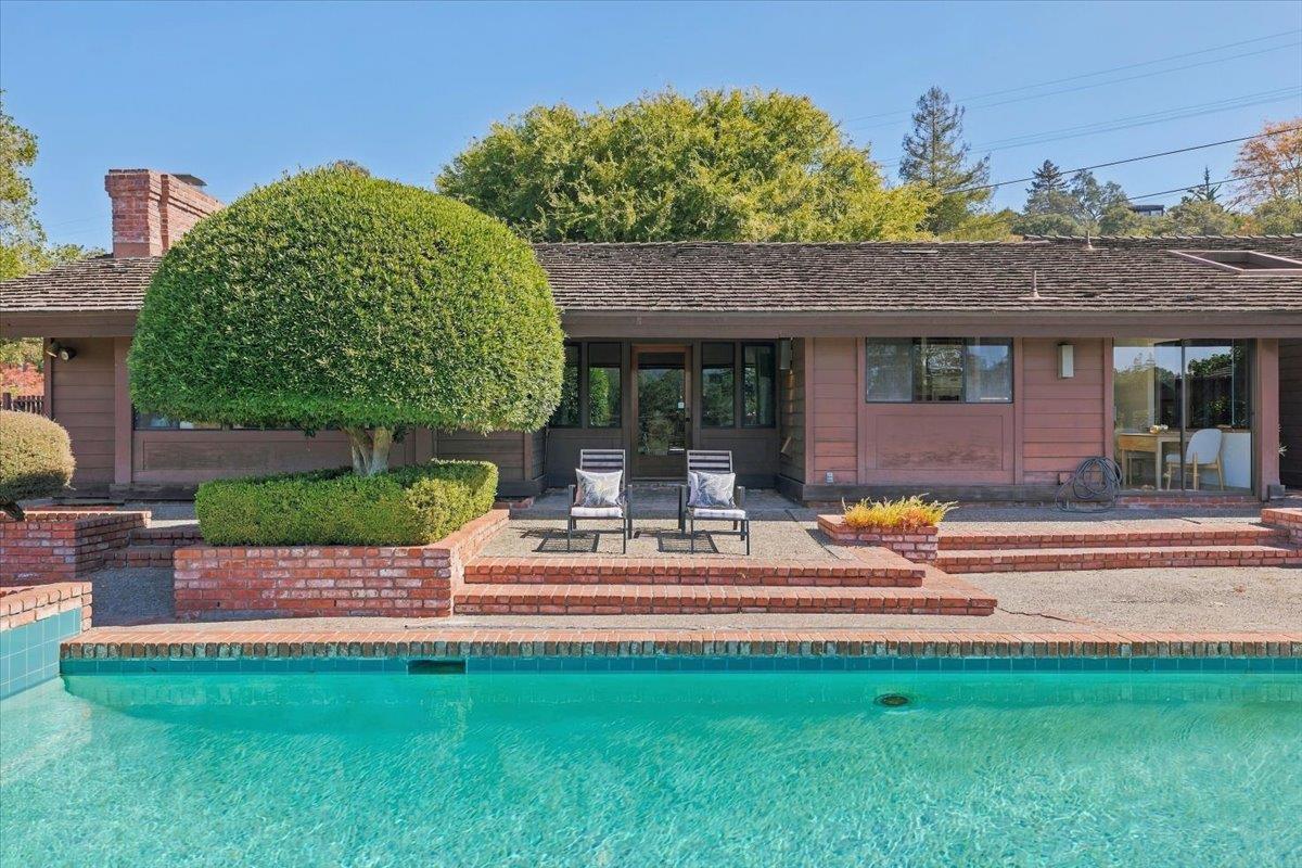 103 Pasatiempo Drive