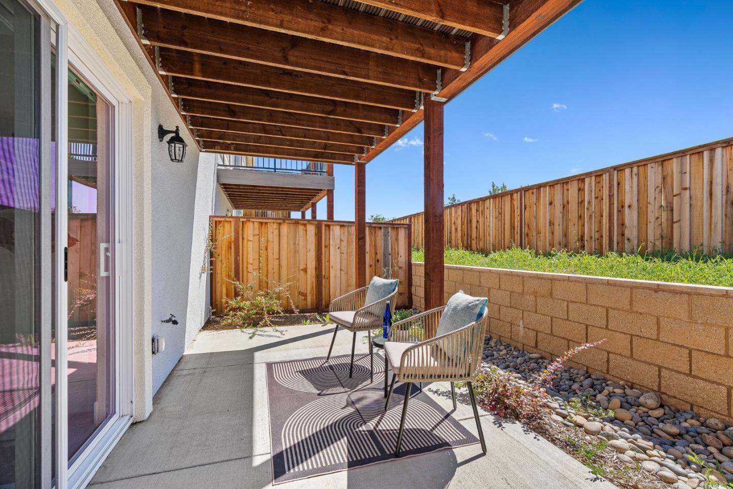 105 Skyline Vista WAY