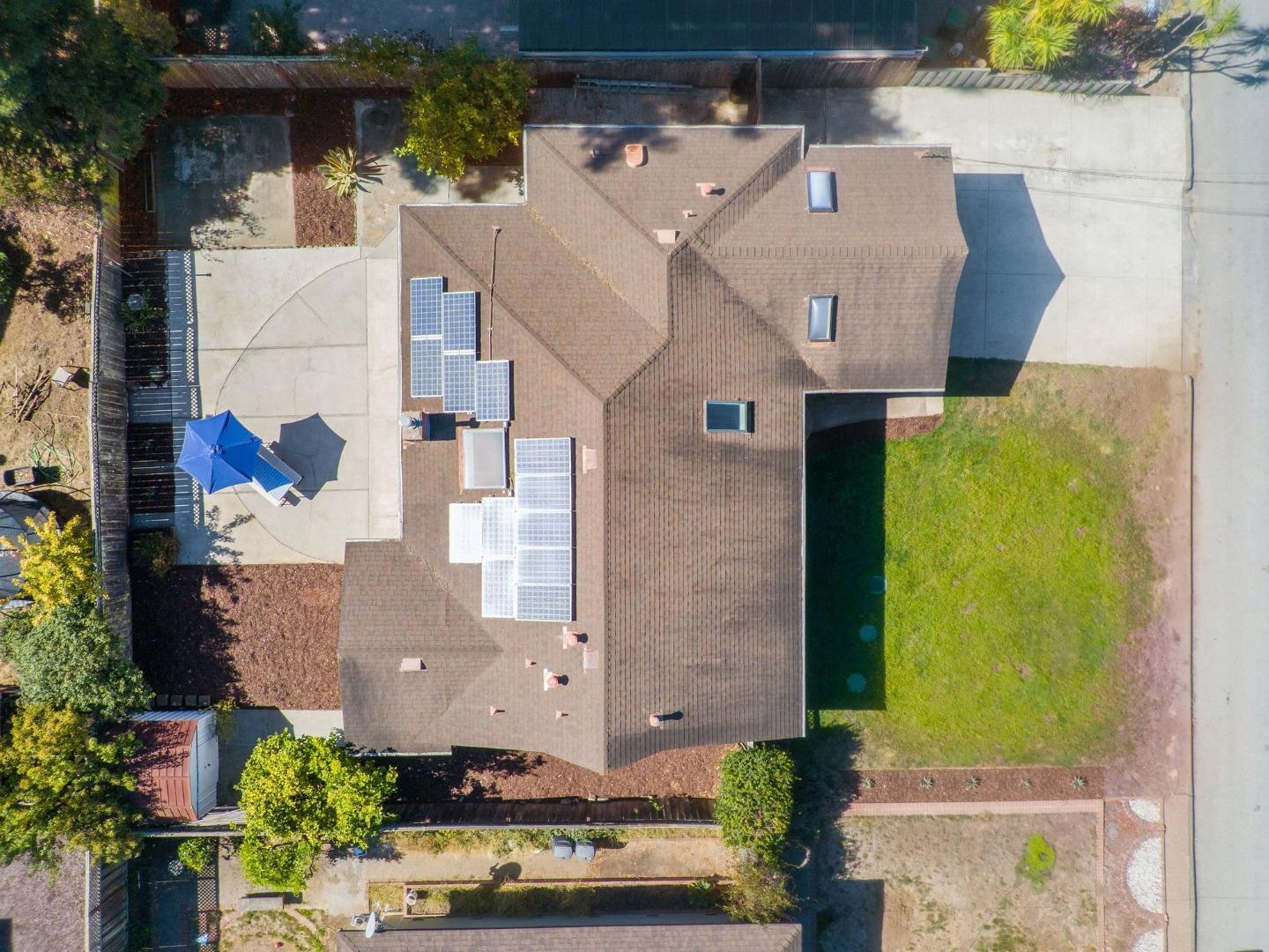 218 Siesta DR